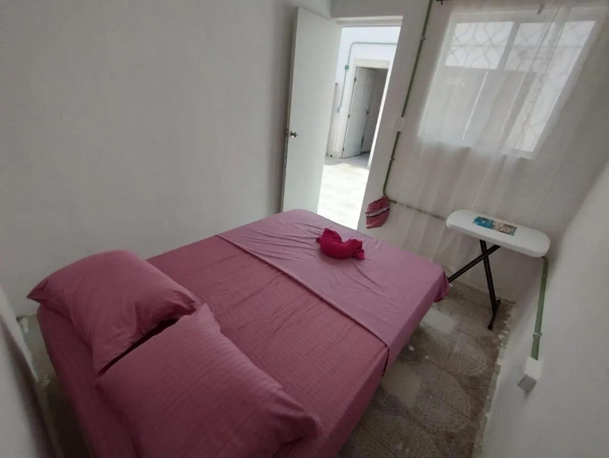 Проживание в семье 777 Lenderman Hostal 777 Канкун Мексика