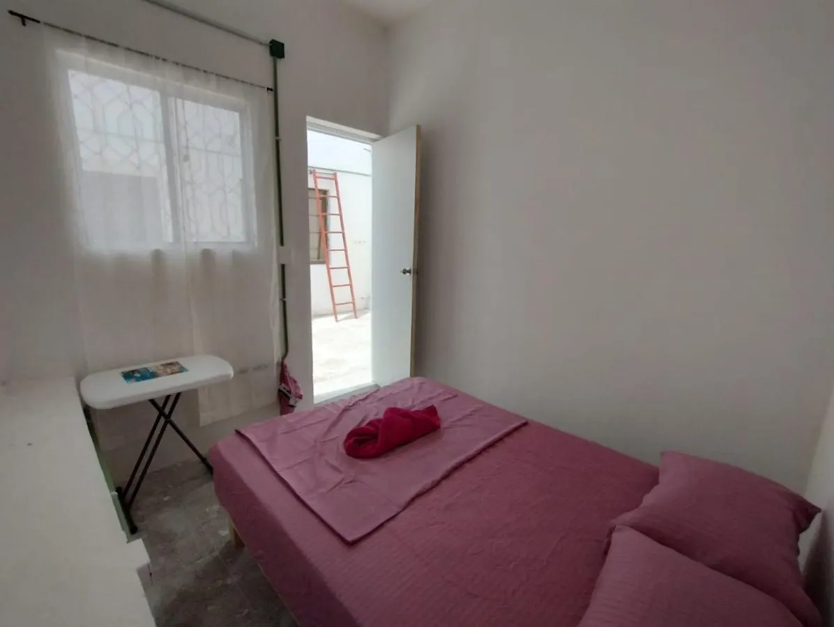 Проживание в семье 777 Lenderman Hostal 777 Канкун Мексика