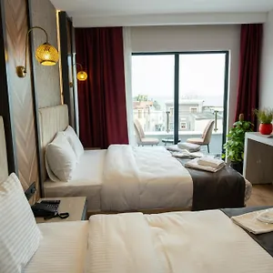 linda-port.istanbul-turkeyhotels.com/