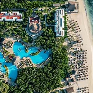 5* Курортный комплекс Iberostar Waves Paraiso Del Mar