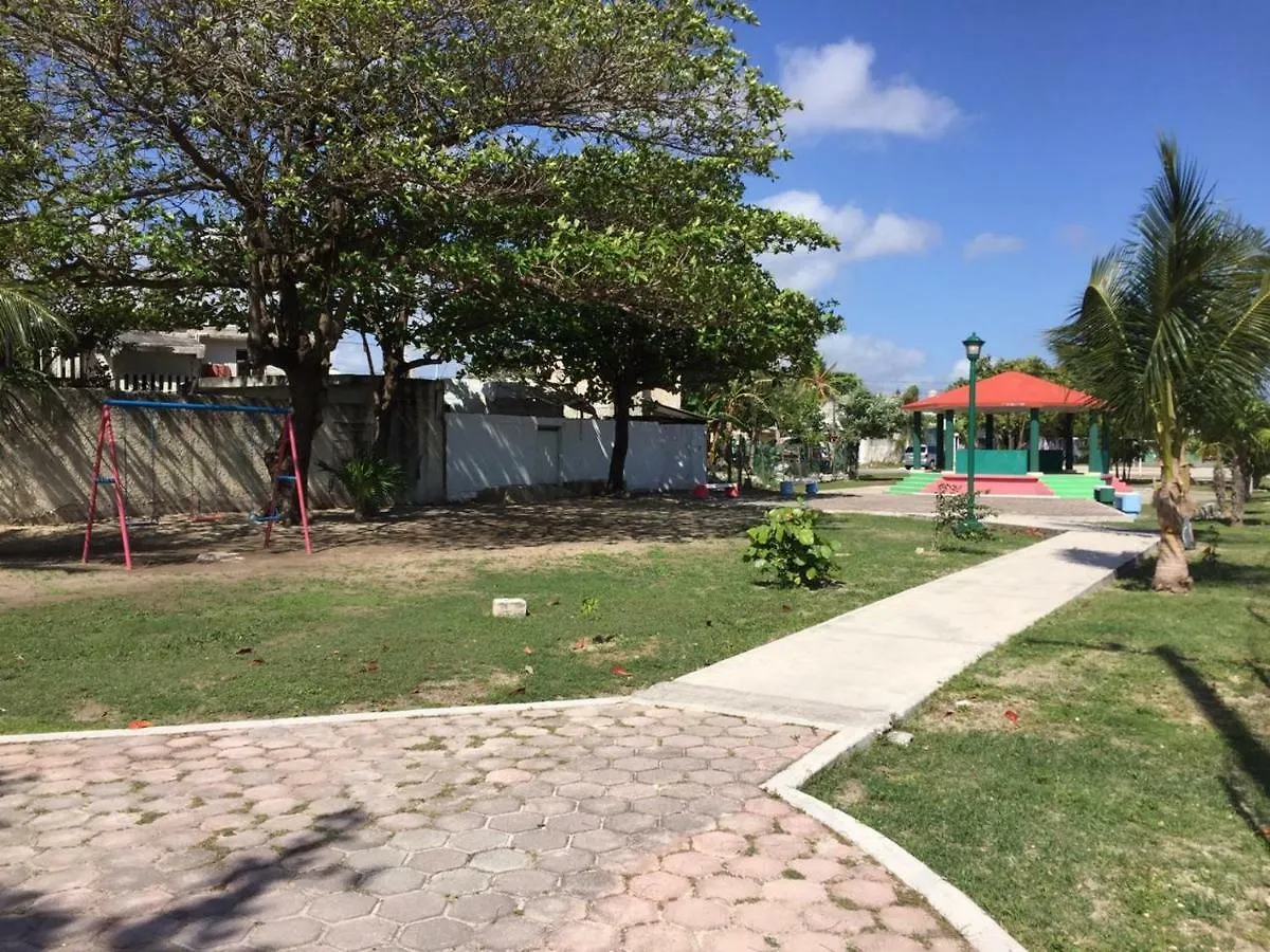 Homestay 777 Lenderman Hostal 777 Cancun Mexico